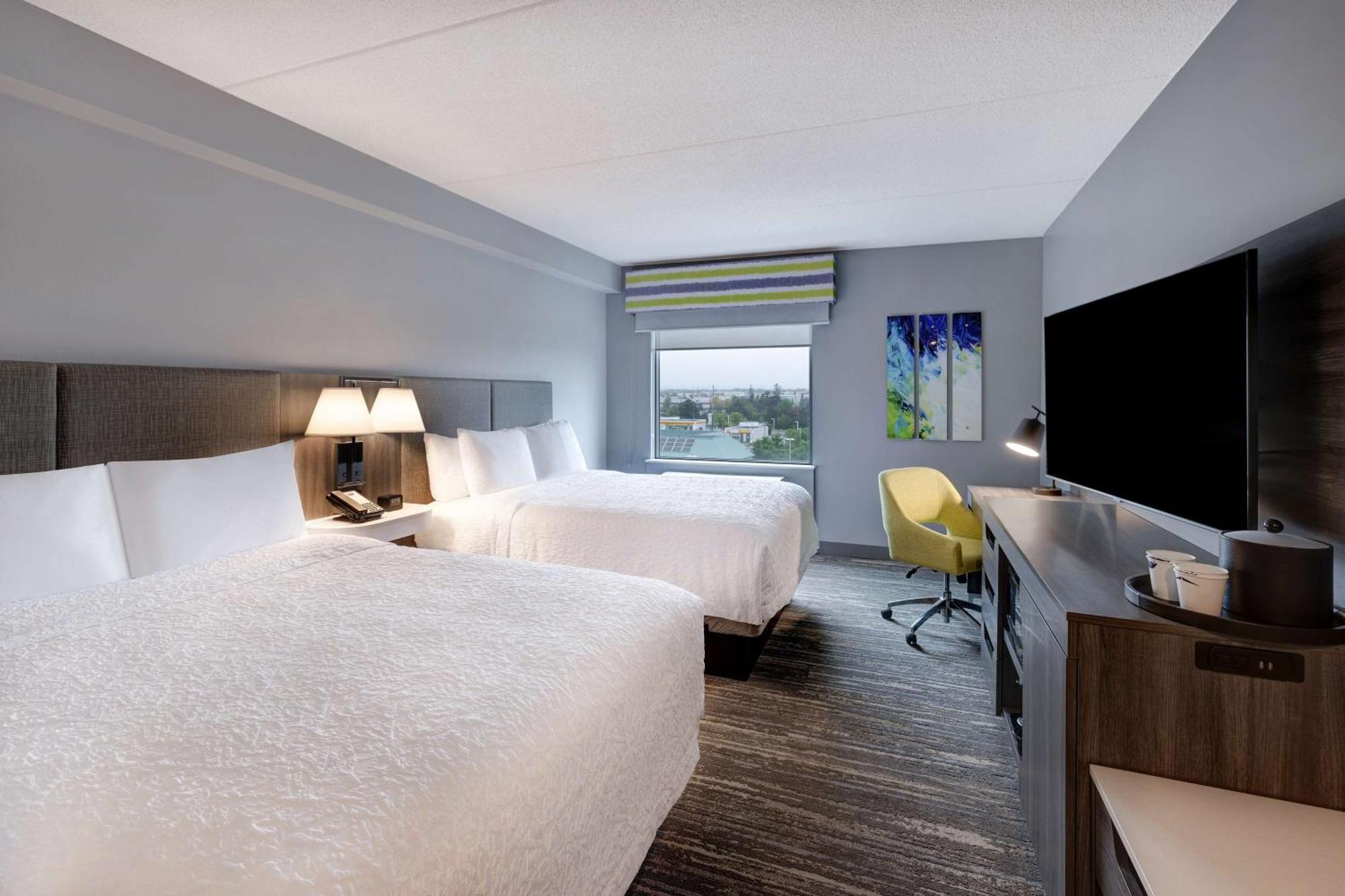 Hotel Hampton & Burlington, Ontario, Canada