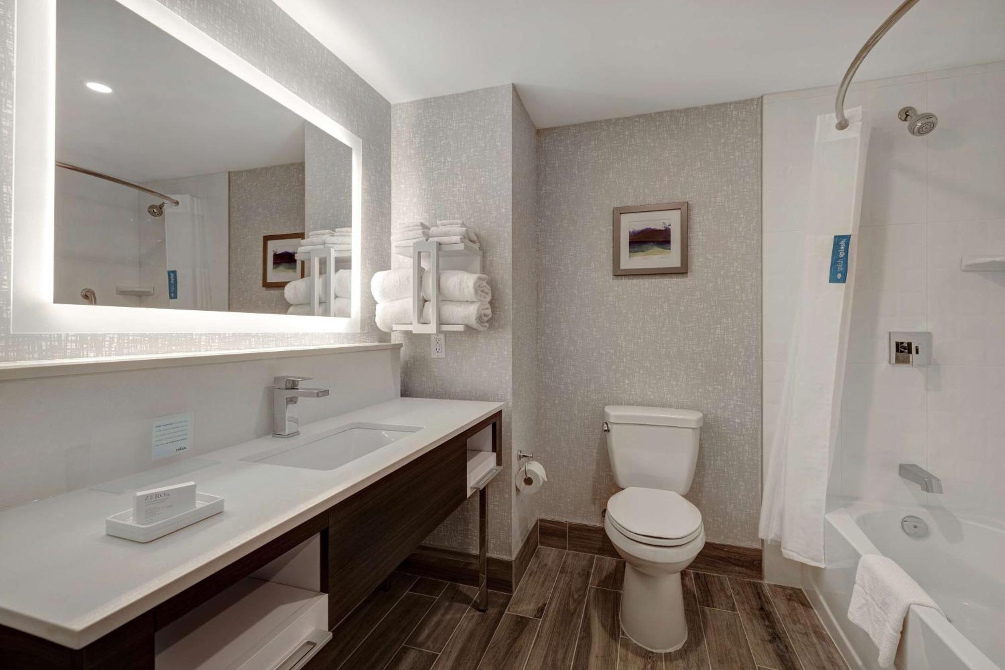 Hotel Hampton & Burlington, Ontario, Canada